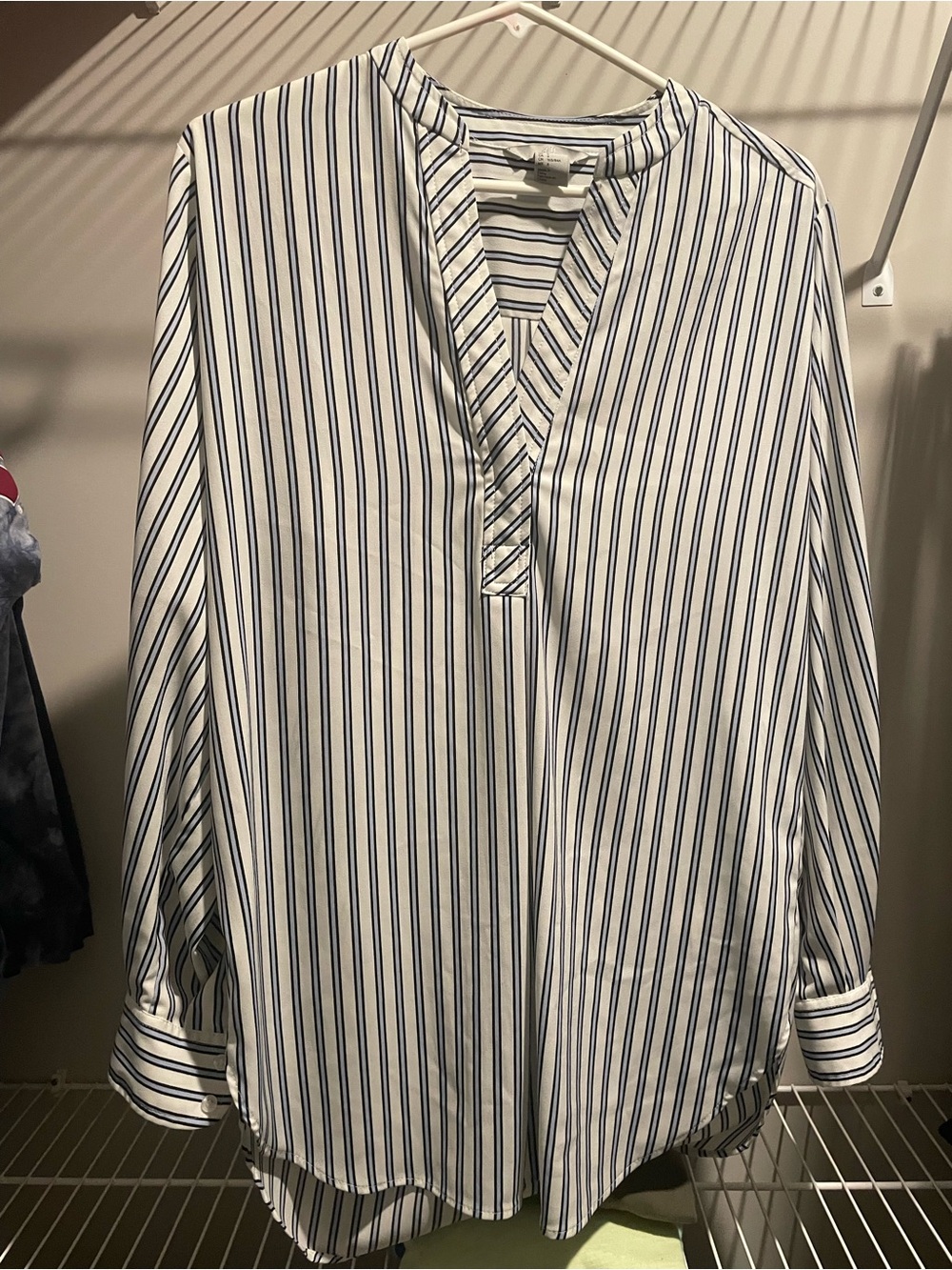 H&M White & Navy Striped V-Neck Tunic